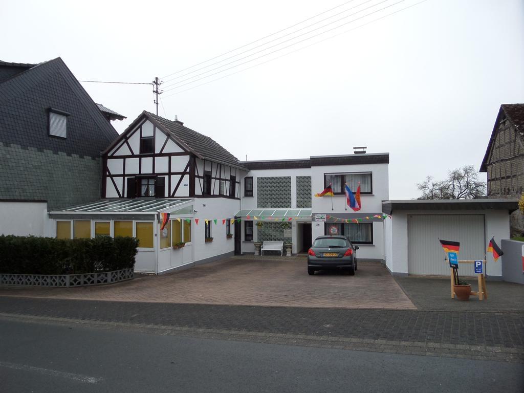 Historisches Fachwerkhaus Villa Reifferscheid  Buitenkant foto