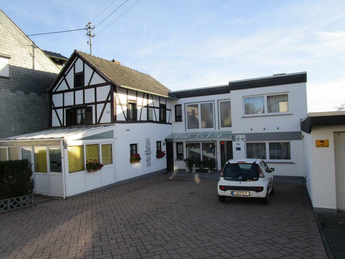 Historisches Fachwerkhaus Villa Reifferscheid  Buitenkant foto
